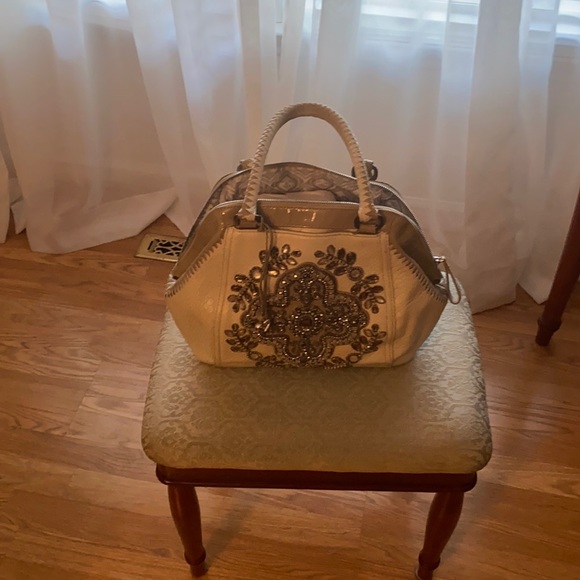Handbag - Picture 1 of 4